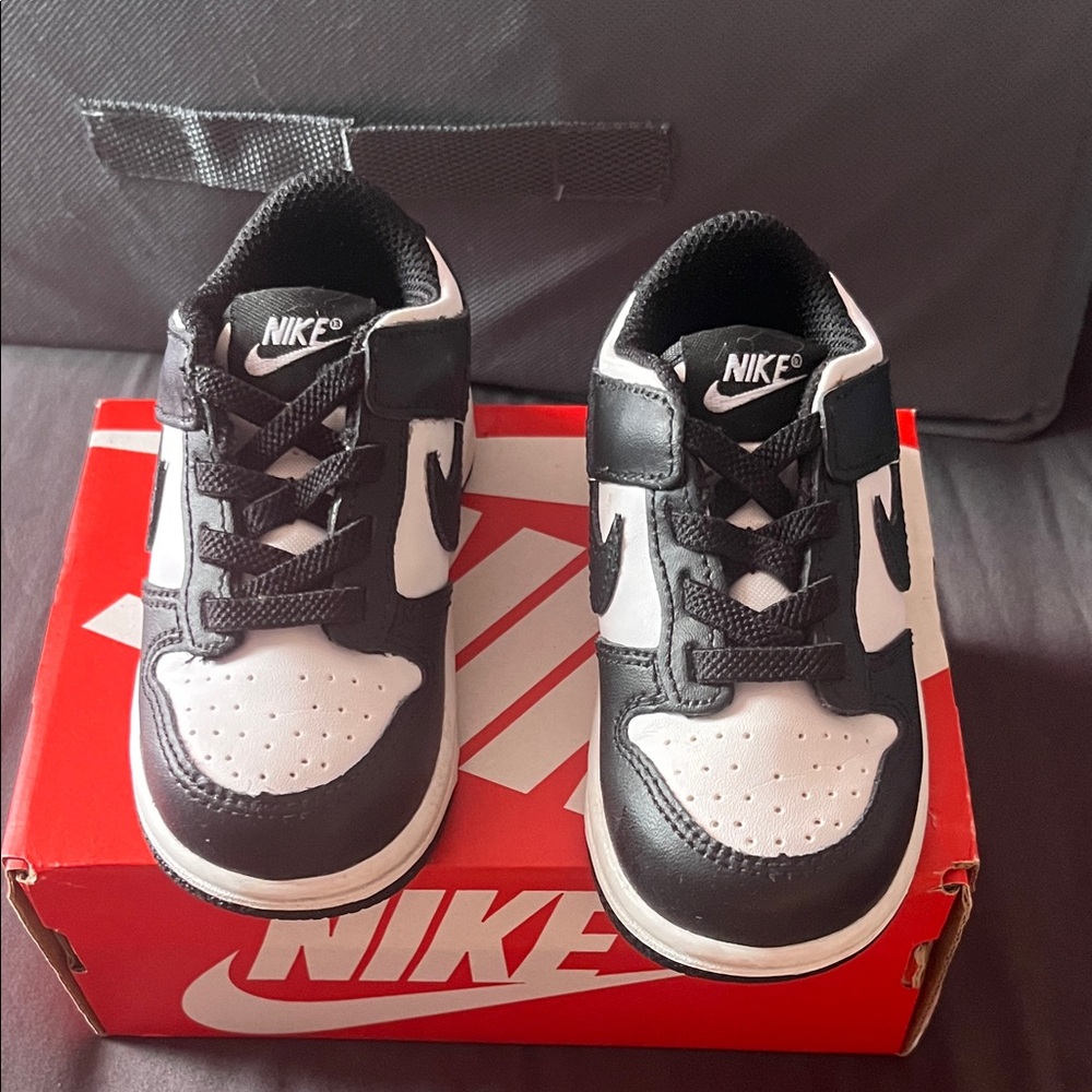 Nike Kids Black and White Sneakers